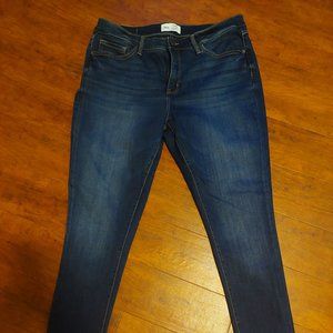 BKE Gabby Curvy Fit High Rise Skinny Jean, Size 32